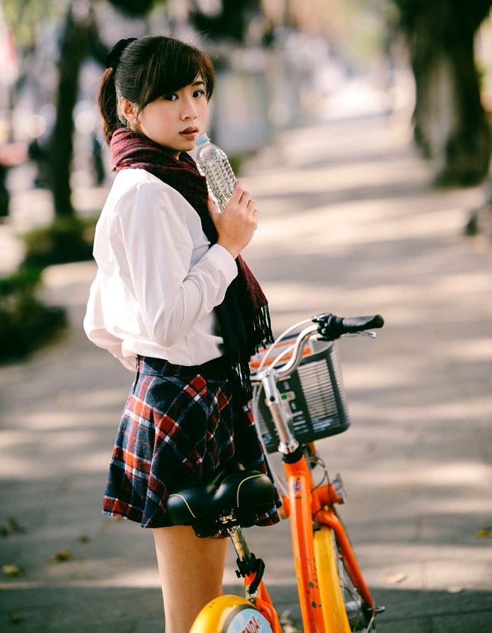 可愛い自転車女子